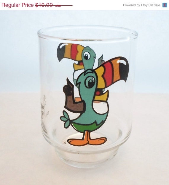 SPRING SALE Vintage 1977 Kellogg's Collectors Series Glass, ,Tocan Sam Fruit Loops, Retro, Mod, Glassware, Yellow, Bird, Juice Glass