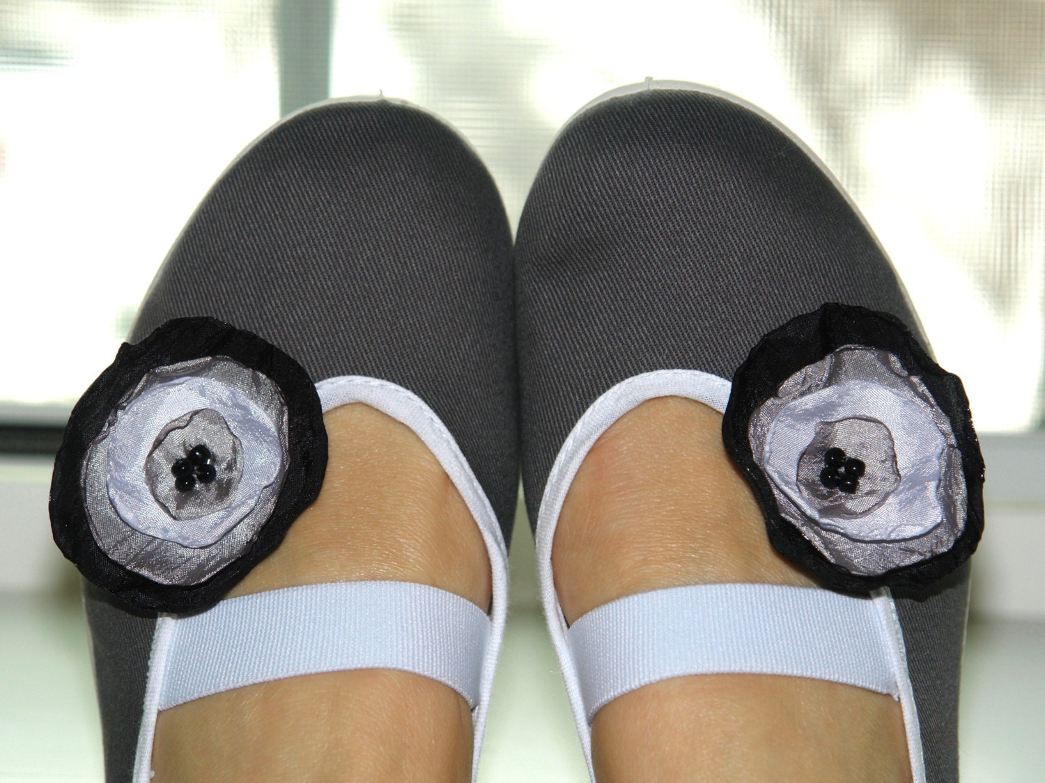 mary janes summer woman girls shoes, handmade white black flowers, grey cotton, flexible sole, gym ballet flats dance dancing dress shoes