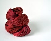 Superwash Merino/ Silk 378 yards/ 115 g - Cardinal
