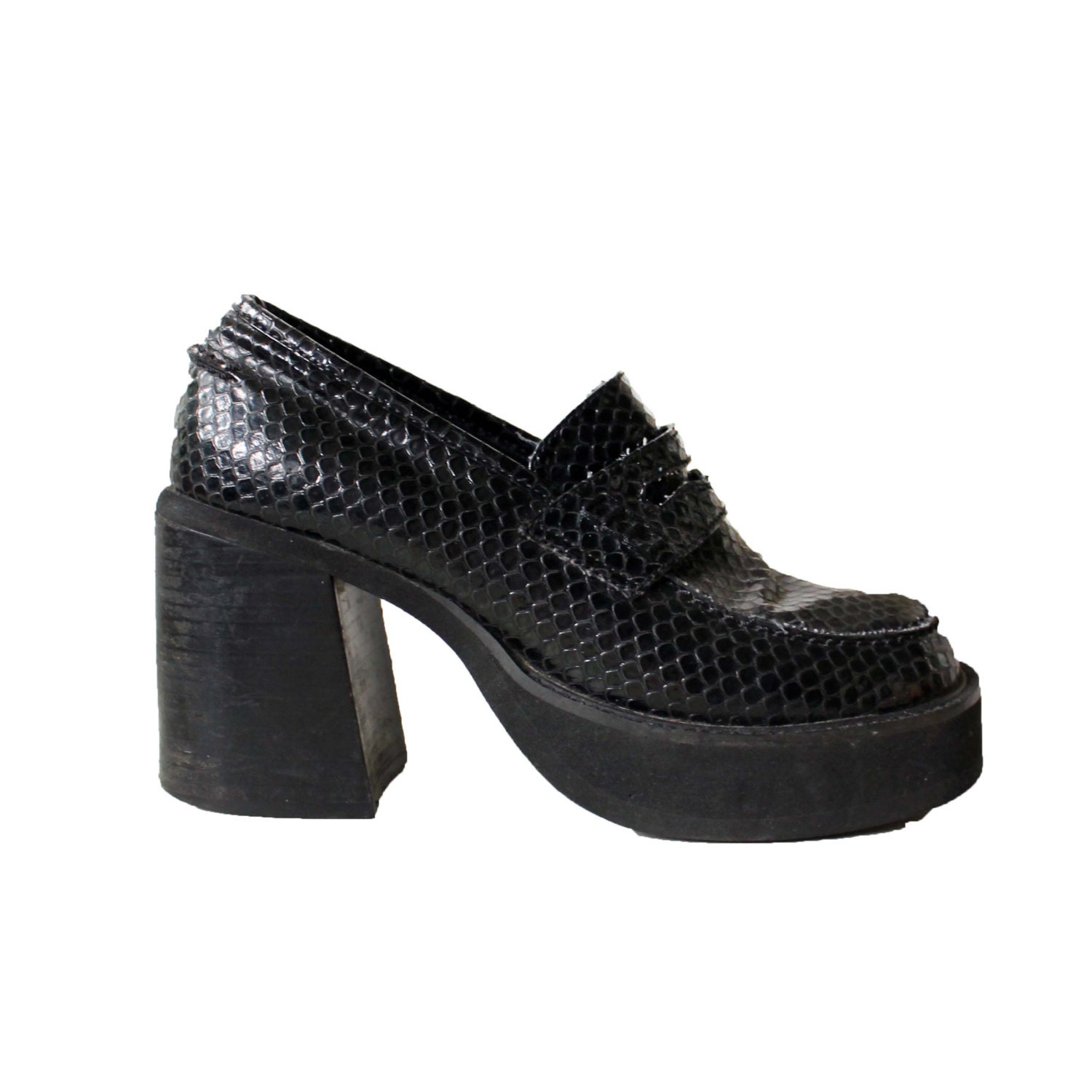 90s Black Snake Skin PLATFORM Loafers Heels // Vintage // Goth // 1990s Chunky