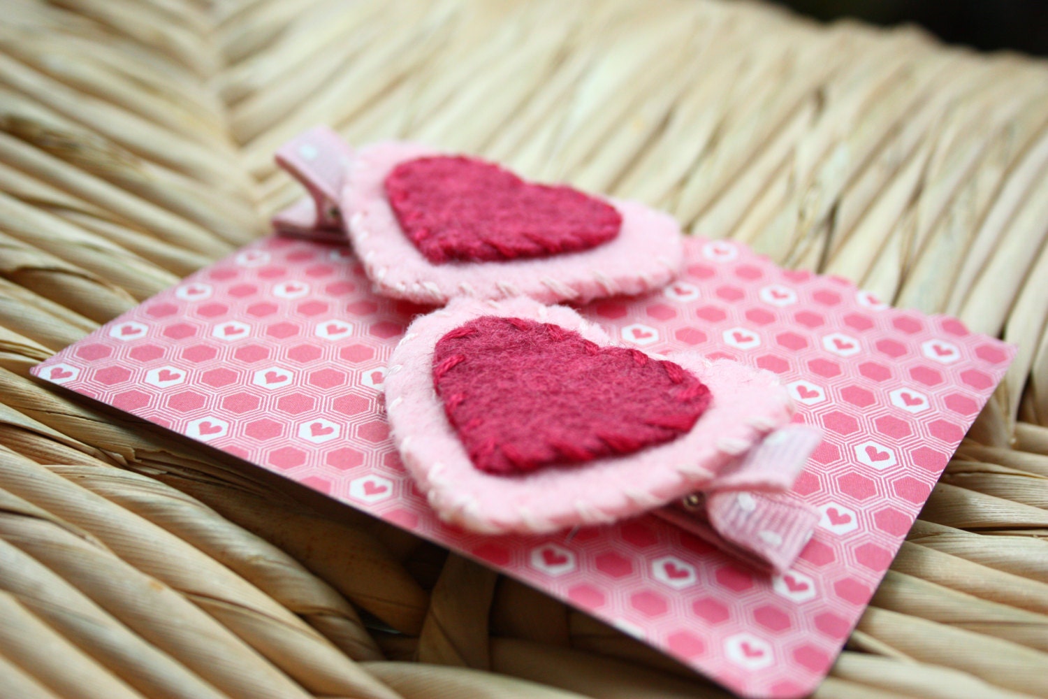 Heart shape Hair Clips - Toddler hair clips - Pink heart clips - Girl Hair clips - Handmade heart Hair Clips - Wool felt Heart Hair Clips