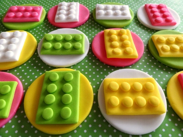 Fondant edible cupcake/cookie toppers - Building blocks inspired Theme