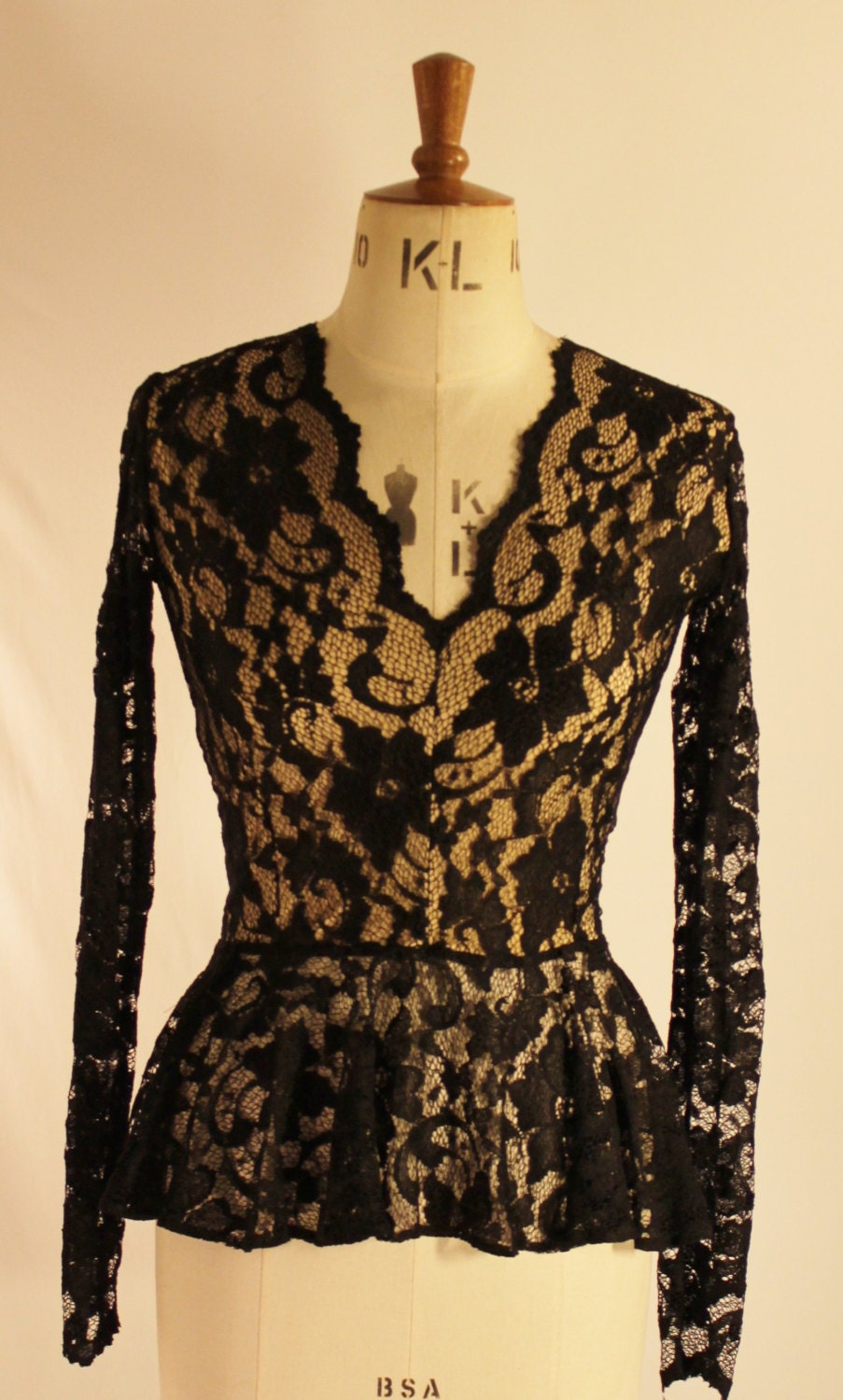 Baylis & Knight Black Nude Lace PEPLUM  Long Sleeve Low Cut TOP Tshirt  Retro Dita Burlesque Pin Up