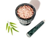 Eucalyptus // Pink Himalayan Mineral Salts // 84 Minerals // 100% Natural // Vegan // Pure Essential Oil // Colds and Flus // 16 oz.