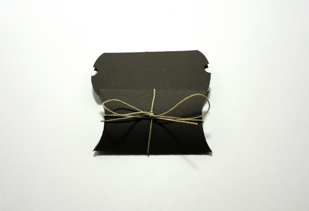 10 Small Recycled Pillow Box - Charcoal Brown Il_570xn