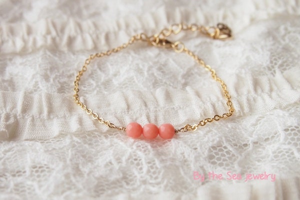 Tiny pink coral Bracelet - Best friends Jewelry - Simple everyday bracelet