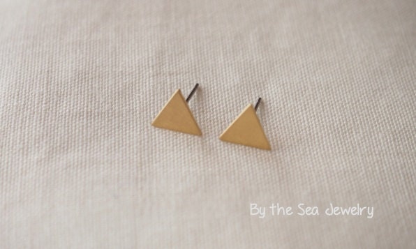 Tiny Triangle Raw brass studs earrings -simple everyday jewelry -dainty