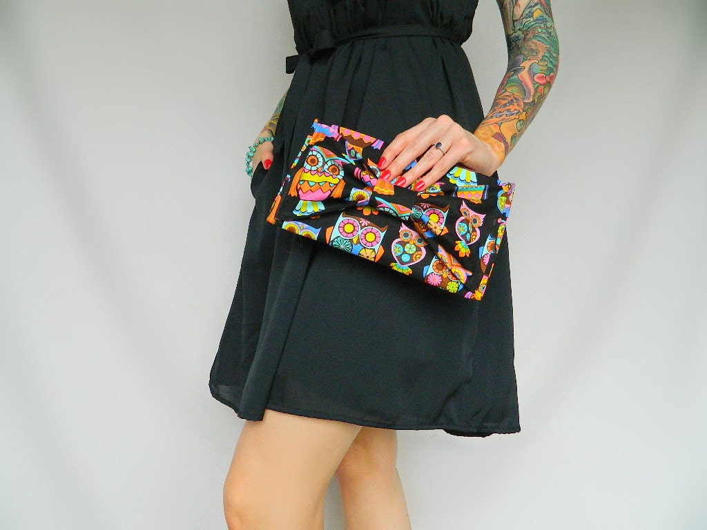 Psychedelic Owl Fabric Bow-Tie Clutch