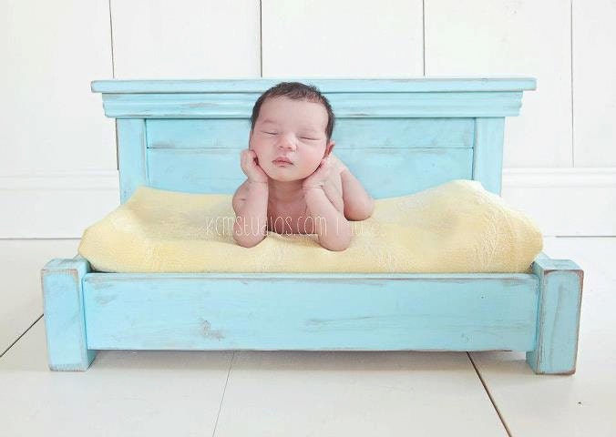 Newborn Photography Prop Bed  - Brooklyn Day bed - Two beds in one.