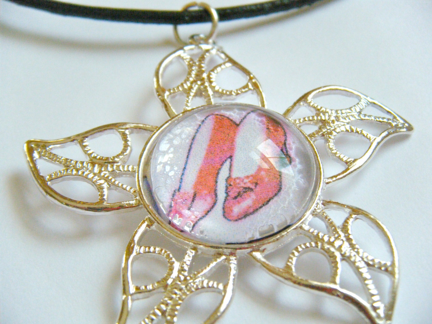 Ruby Red Slippers Wizard of Oz Dorothy Silver Star Circle Glass Tile Pendant Geekery Upcycled Recycled Material Necklace Jewelry