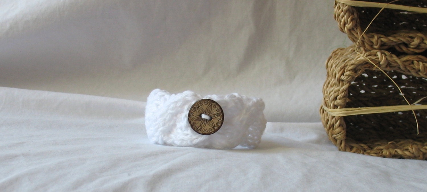 White Hand Knit Cabled Womens Teens Bracelet Cuff