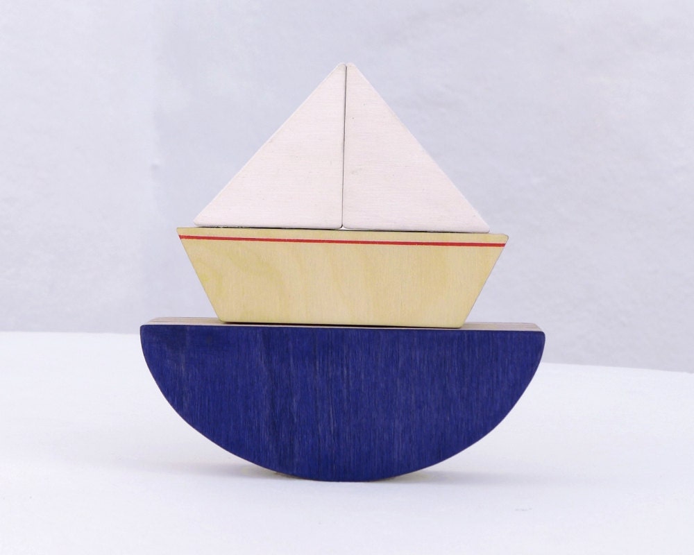 Kids toy, eco-friendly, wooden toy, handmade toy, little boat without anchor.