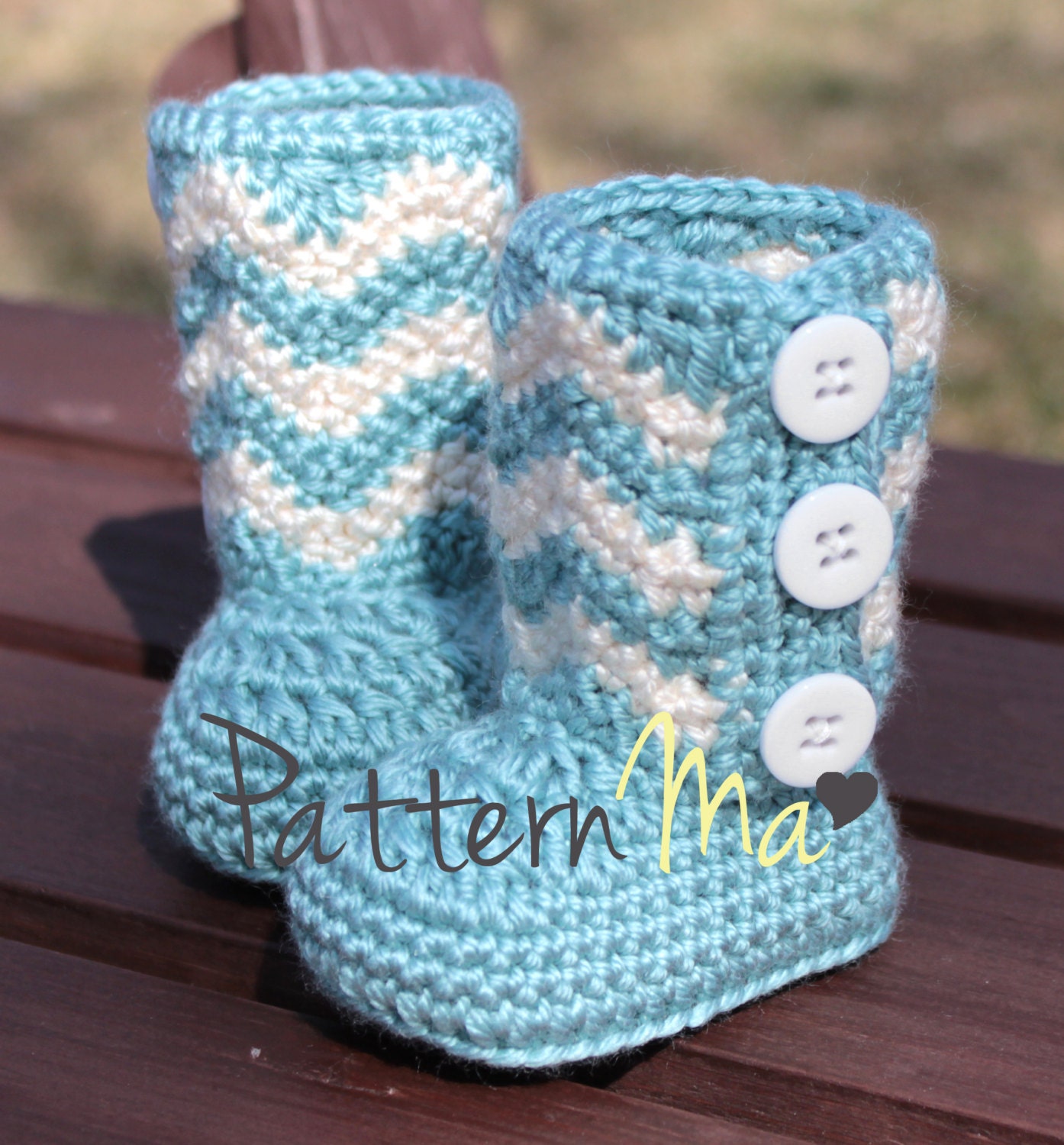 Items similar to Crochet Baby Bootie Pattern Chevron #13 ...