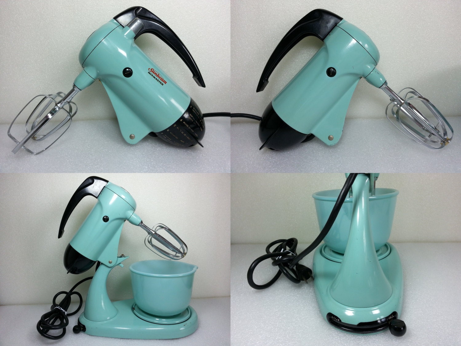 Vintage Turquoise 10 Speed Sunbeam - Model 11 Mixmaster Stand Mixer