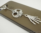 1PC  Retro Silver Skull w/Hand Earphone Antidust Plug Charm for iPhone 5 & 4, Samsung S4 S3, Nokia