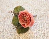 Dusty Pink Wedding Boutonniere. Silk Wedding Boutonniere in Vintage Pink. Rustic, Cottage Chic, Shabby Chic, Country Wedding