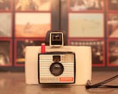 Polaroid Swinger Model 20 Vintage Camera - 1970s - Vintage Polaroid Instant Picture Maker