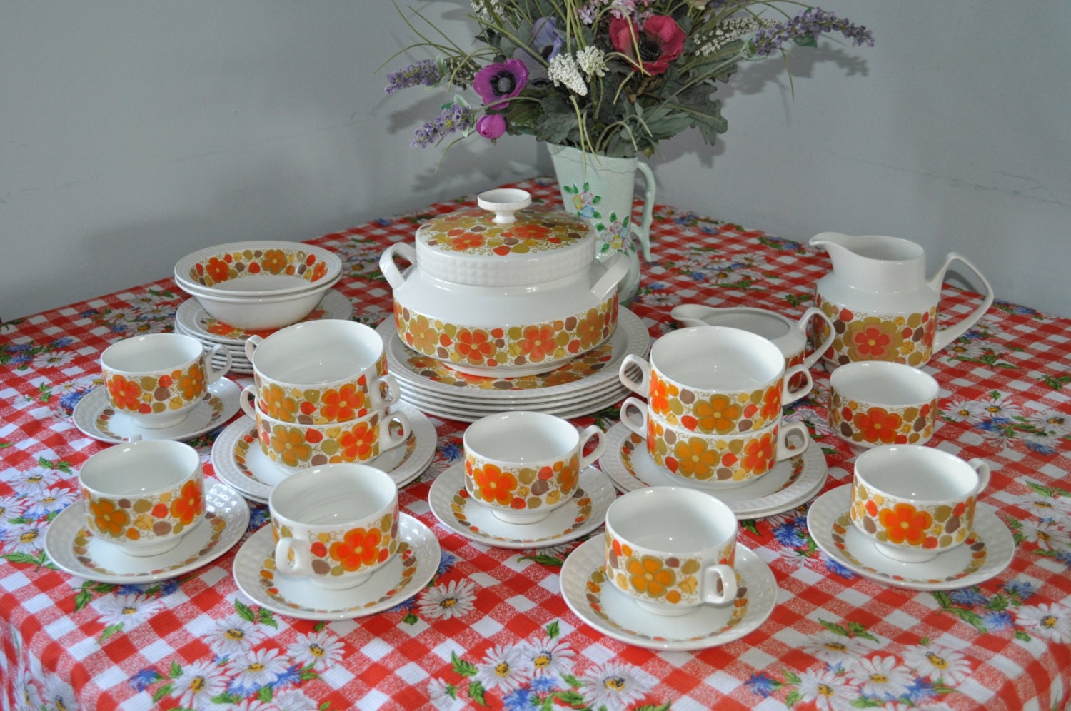 Fab Orange Flowery 1970's Vintage Dinner Service, 38 Pieces, 6 Dinner Plates, 6 Cups & Saucers, Soup Bowls, Tureen, Jugs etc