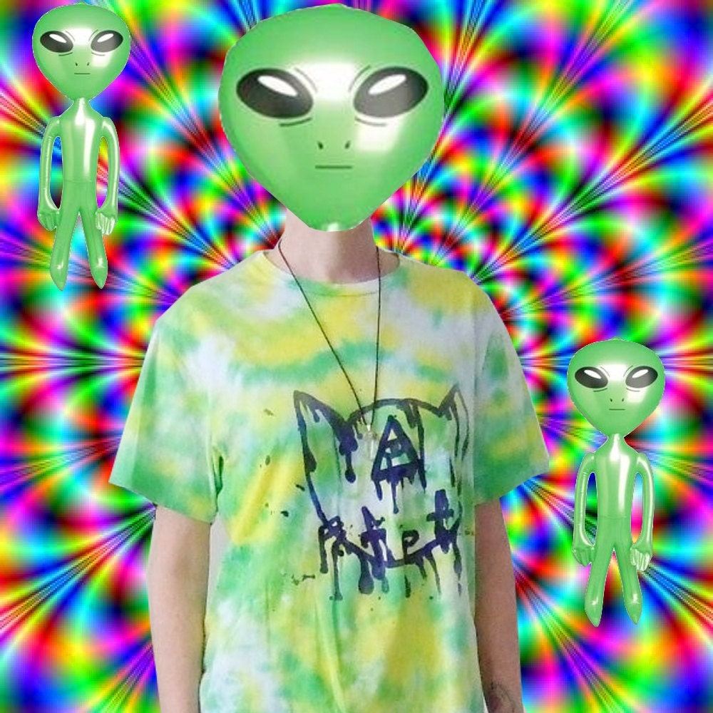 Satanic kitty  tshirt grunge seapunk 90s