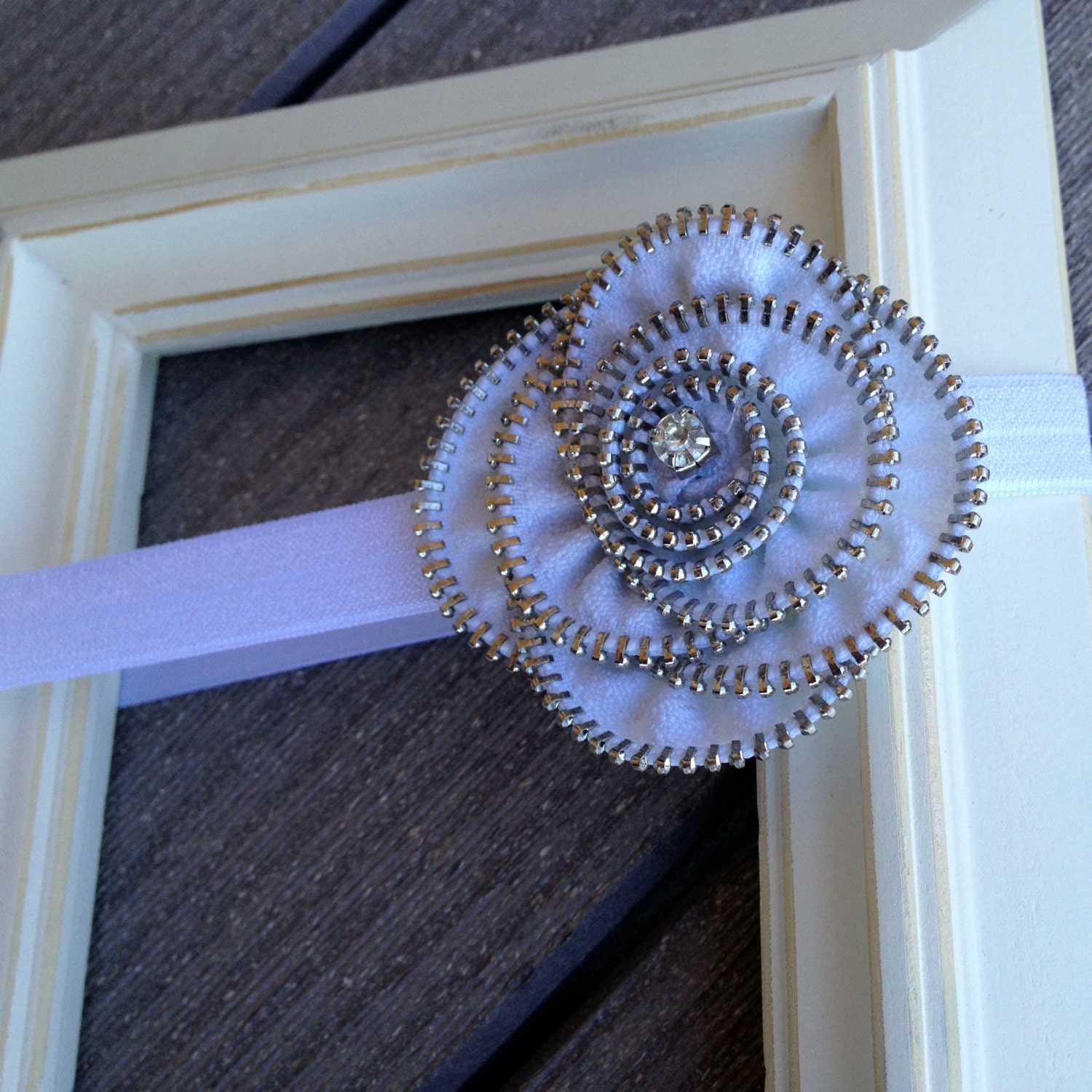 Zipper Flower Headband, Vintage Headband, White Headband, Rhinestone Center, Toddler Headband, Baby Headband, Adult headband, Photo Prop