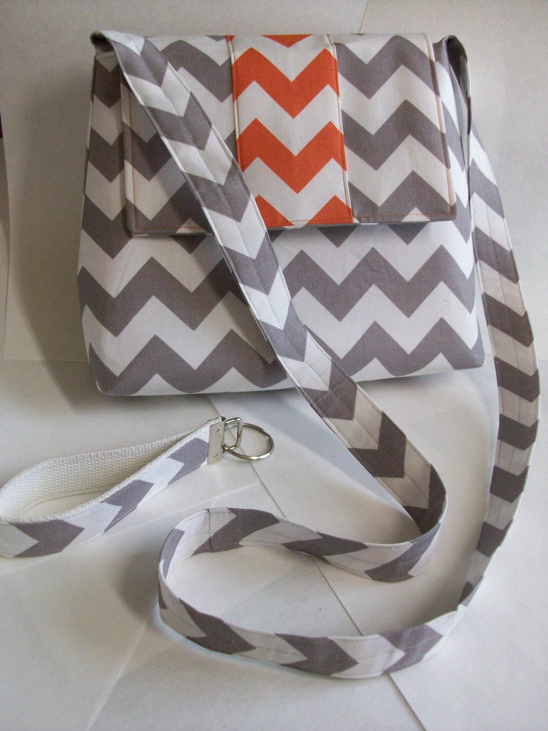 Bag Purse Gray/Orange Chevron Messenger Bag with FREE Key Fob, Bag Purse Cross Body