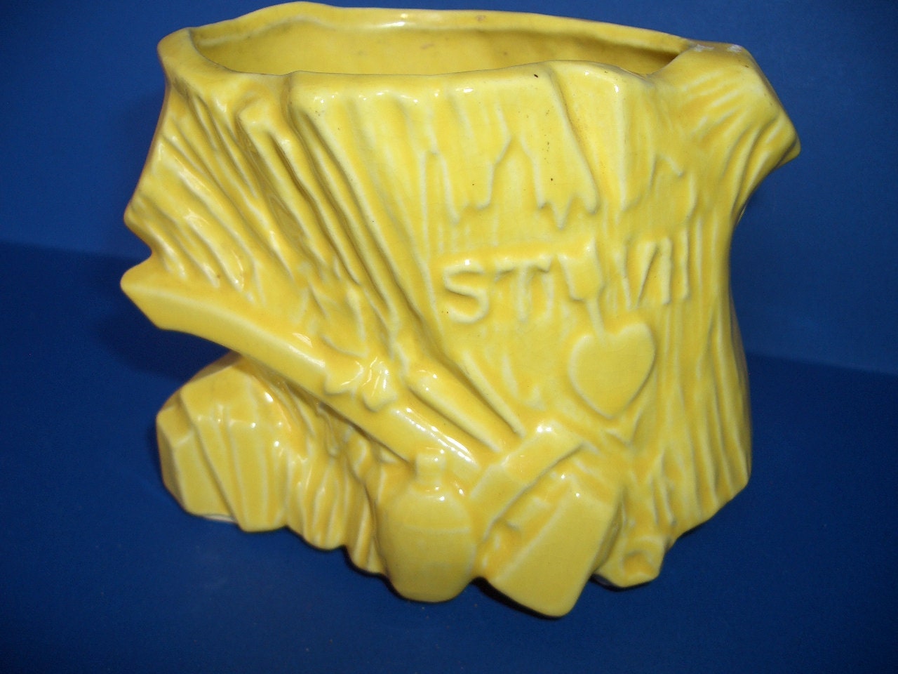 McCoy Yellow Stump Planter