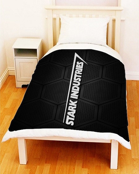 STARK INDUSTRIES Iron Man 3 Marvel Movies Tony Stark The Avengers Fleece Blanket Bed Throw Ideal Gift Size 50" x 60"