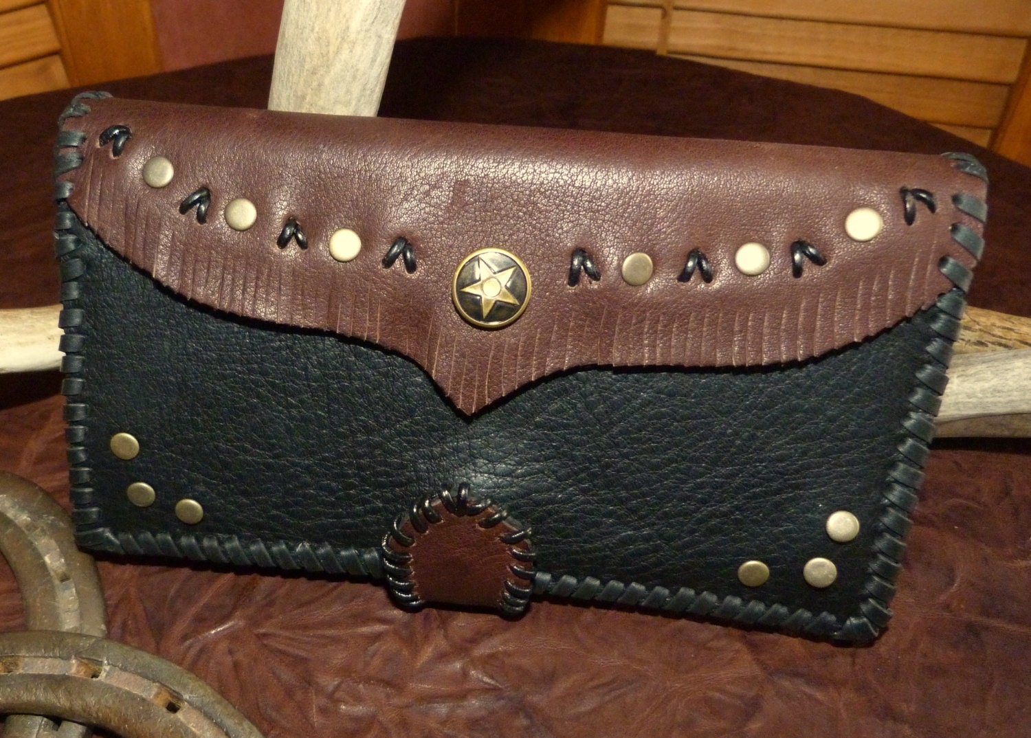 Pochette cuir differents usages/USA checkbook, western style
