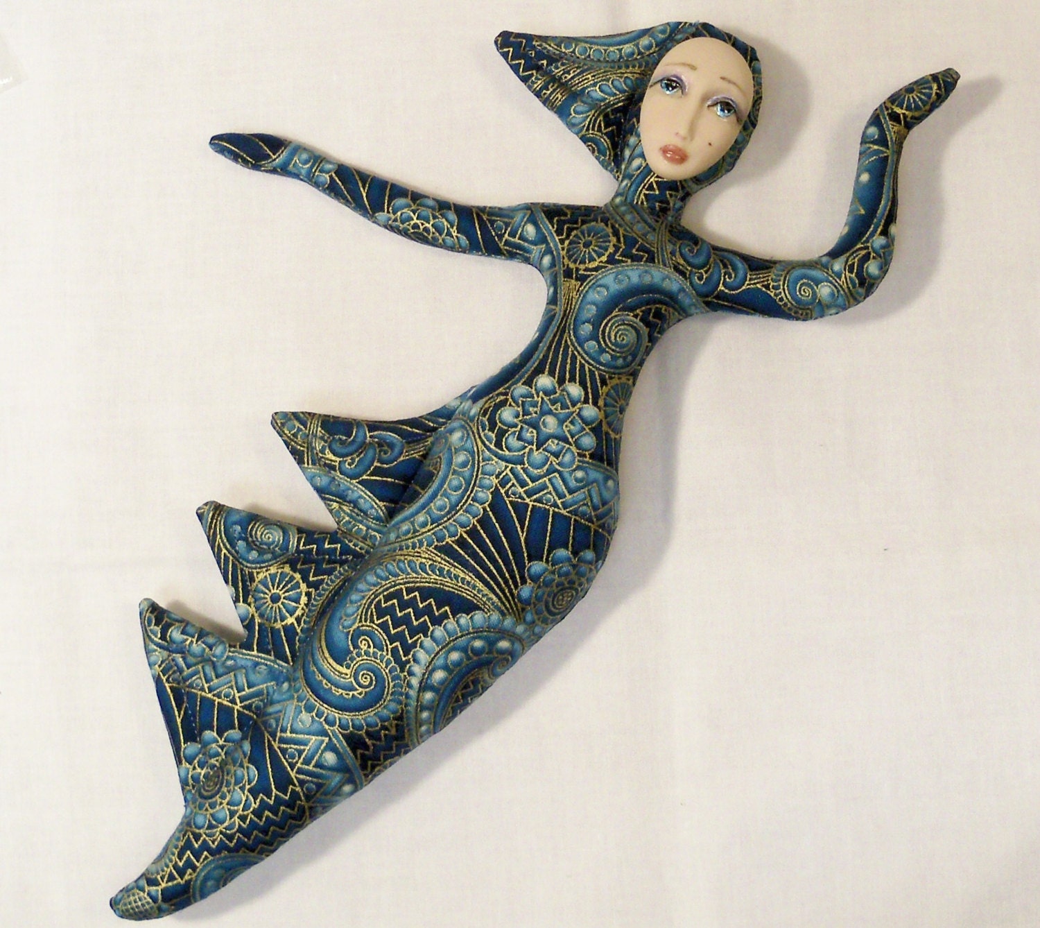 AQUA Shooting Star Fantasy cloth art doll form w/face cab 12in.