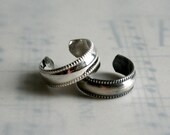 Wide Embossed Sterling Silver Toe Ring in Polished Sterling or Oxidized Sterling