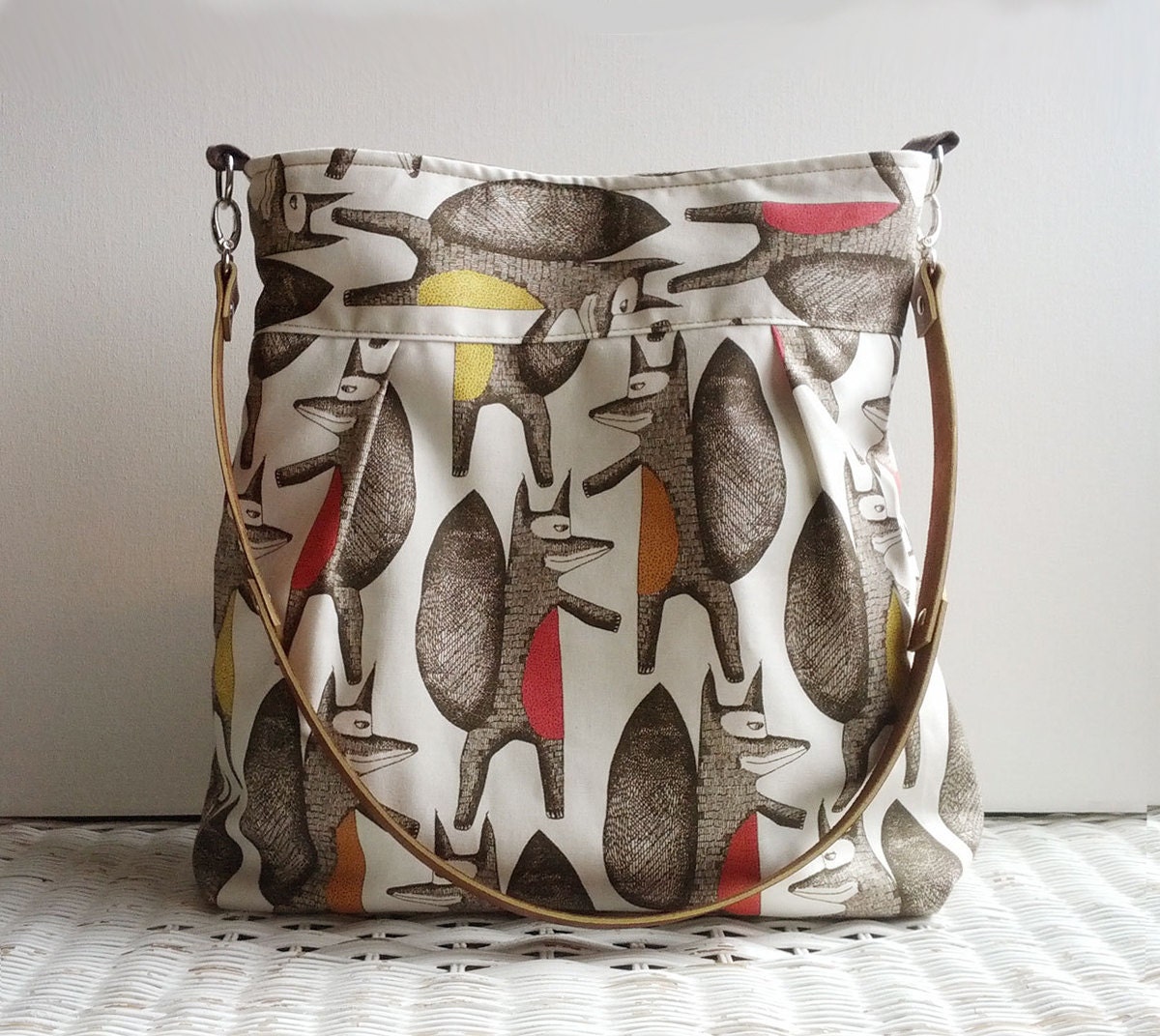 Fox Pleated Tote Bag with Leather Shoulder Strap