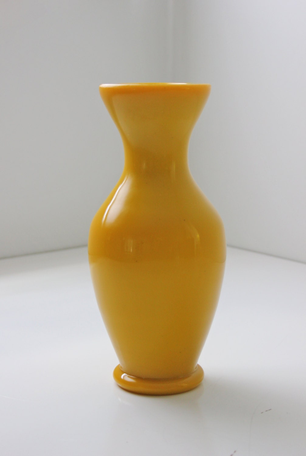 medium yellow Chinese Peking vase 10" tall