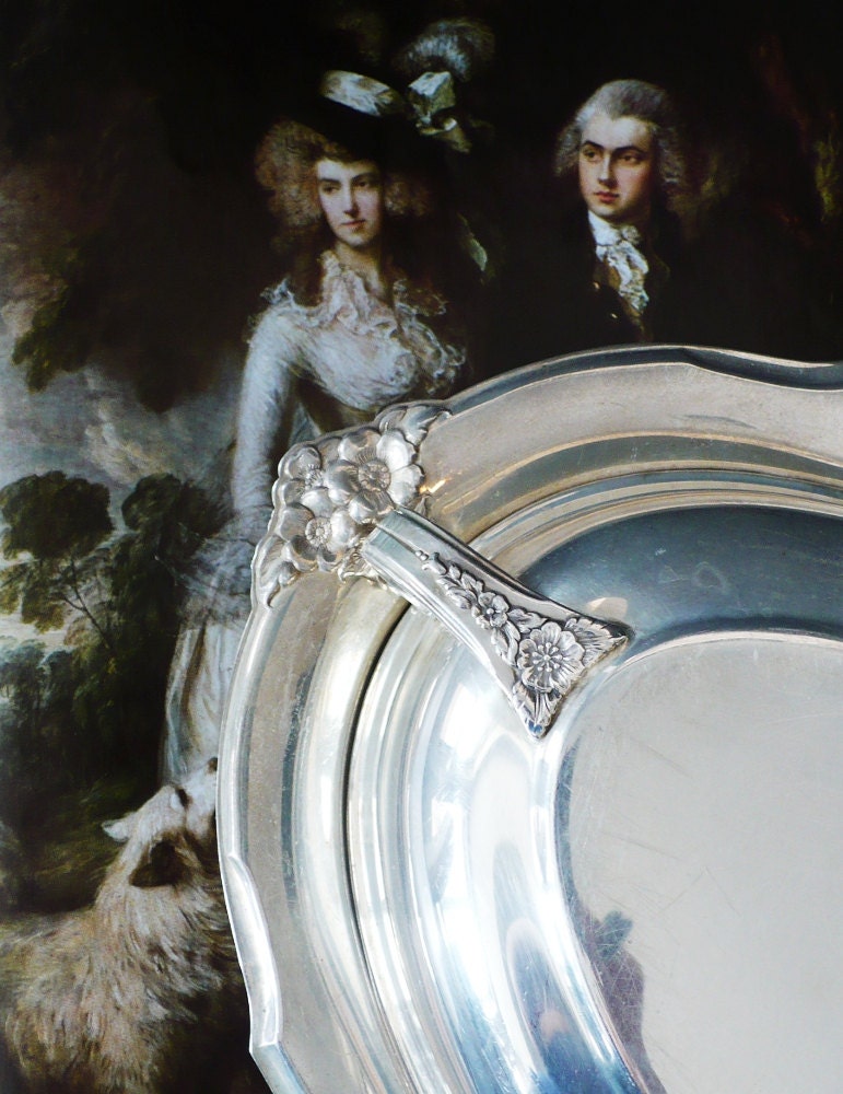 Wilcox Silver Plated Covered Serving Bowl CASSEROLE with LID Hostess Gift  Dish with Ornate Cover Silveplated Platter Flowers Floral 1940s