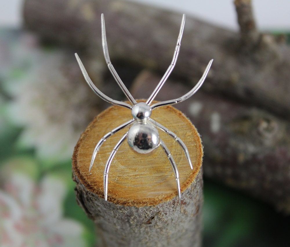 Sterling silver spider lapel pin, brooch - gardeners friend, arachnid - ready to ship