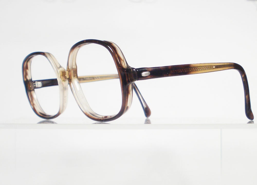 Vintage VICTORY Brown Fade Square Eyeglass Frames