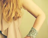lace bracelet cuff -LORRAINE-  pale mint - summer - floral