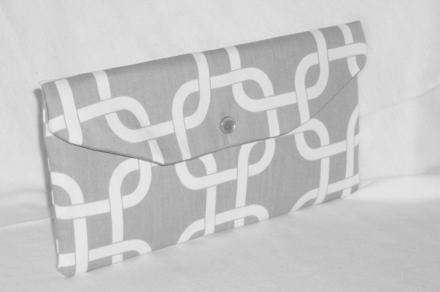 Bridesmaid Clutch / SALE and FREE SHIPPING / Foldover Clutch /Gotcha Premier Prints / Gift Idea / Grey & White