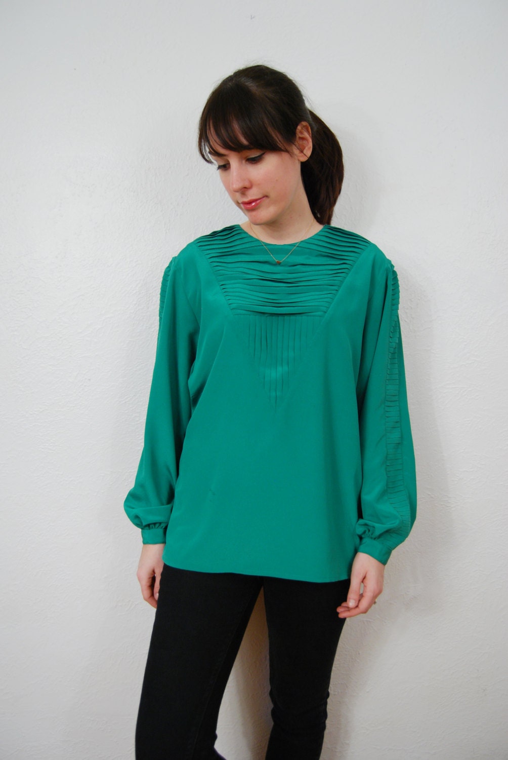 vintage 1980s / emerald green / triangle / avant garde / blouse / over size / S-M