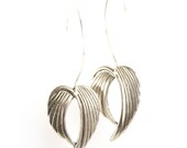 Wing Shaped - silver earrings - lightweight