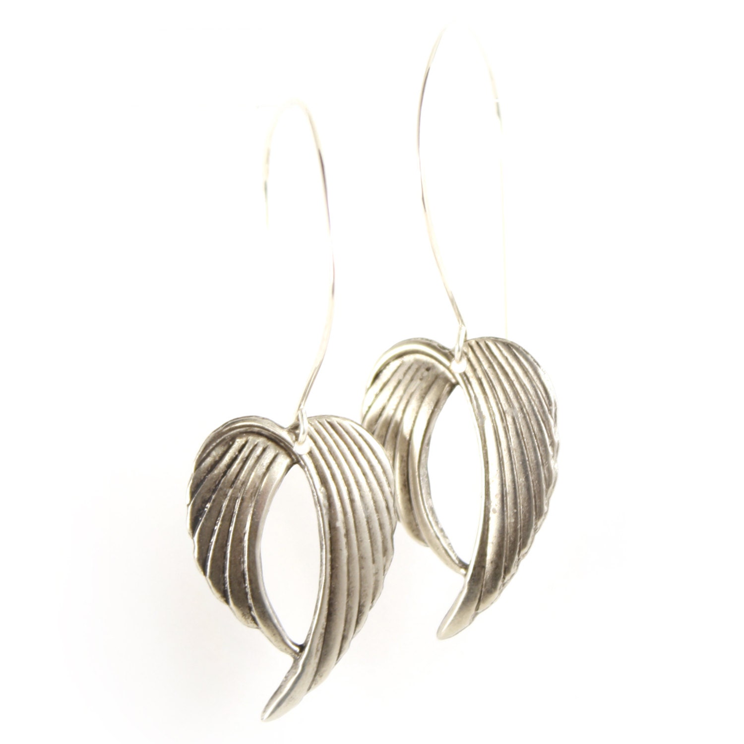 Wing Shaped - silver earrings - lightweight
