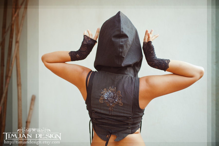 HOODIE LOTUS VEST - Cropped Waist coat - Hippie Faery Pixie Steampunk Steam punk - Black White Pinstripe - Size L/xl: Lv-K-3
