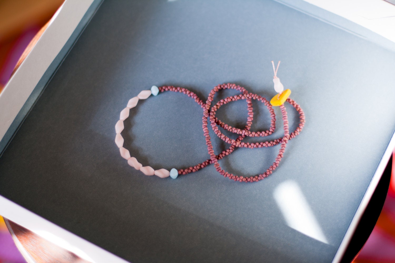 smågodis collection: jordgubb (on mauve) - a vintage glass beaded necklace by budpnq