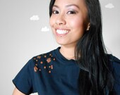 Eco-friendly t-shirt hand-drawn star dot print embroidered navy blue SHOOTING STARS