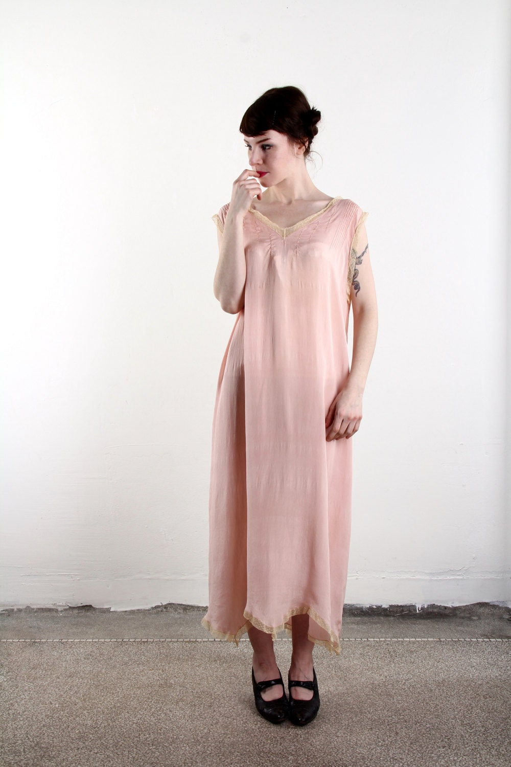 Antique Boudoir Gown . Silk Edwardian Lingerie . Pink Dress