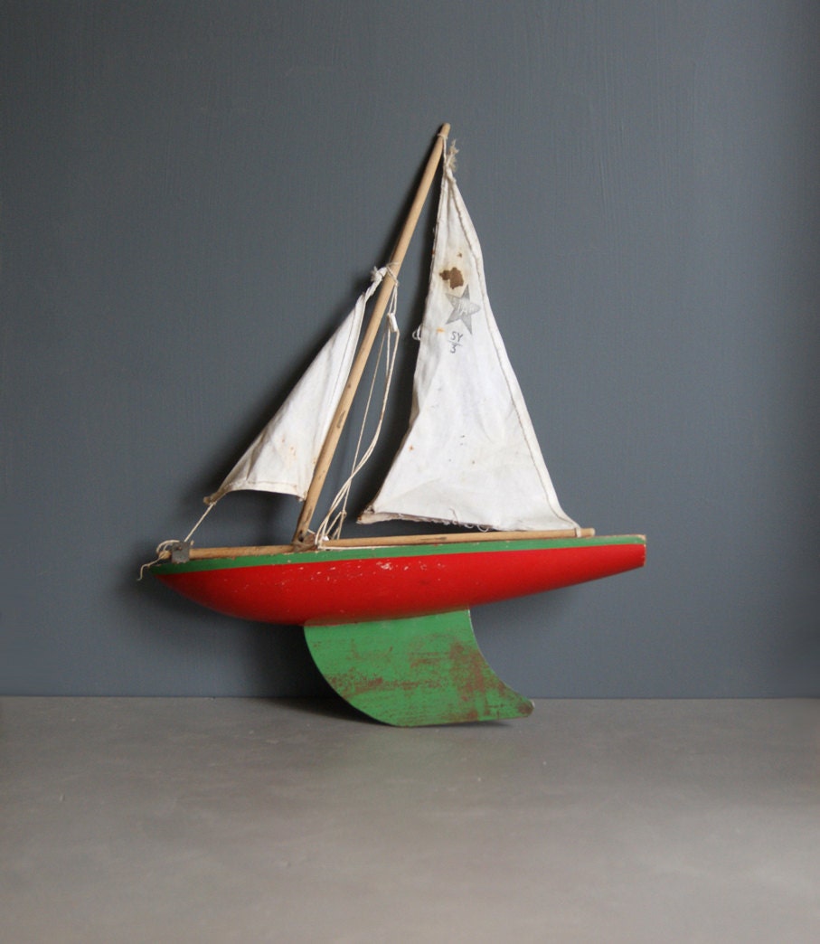English Pond Yacht by Birkenhead