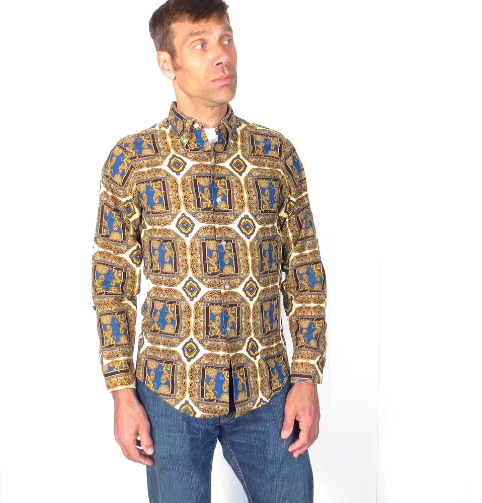 1960s Men's Shirt / LION RAMPANT / 60s Men's Shirt / Size S
