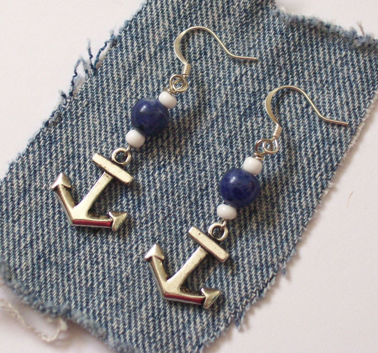 IN THE NAVY Dangle Anchor Earrings
