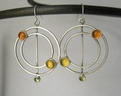 season cycle earrings, sterling silver, red amber, yellow amber, peridot, modern hoops