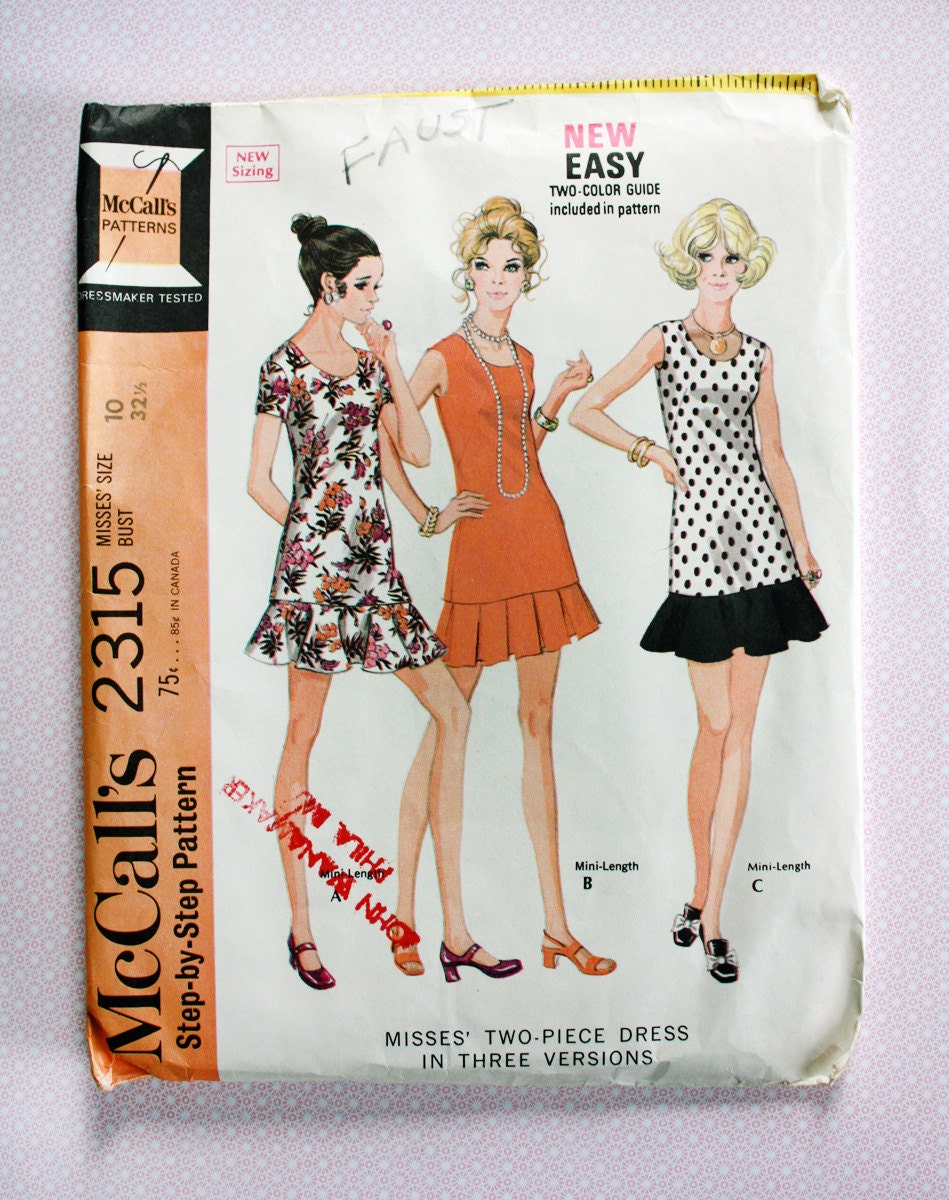 Vintage Sewing Pattern 1970s Mini Dress McCall's 2315 Size 10 Bust 32 1/2
