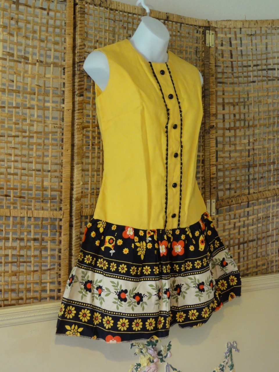 Cute Vintage 60's Romper Culotte Dress Shorts-Size Small